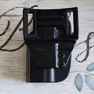 NWOT Uncle Mike's Reflex Holster Size 21